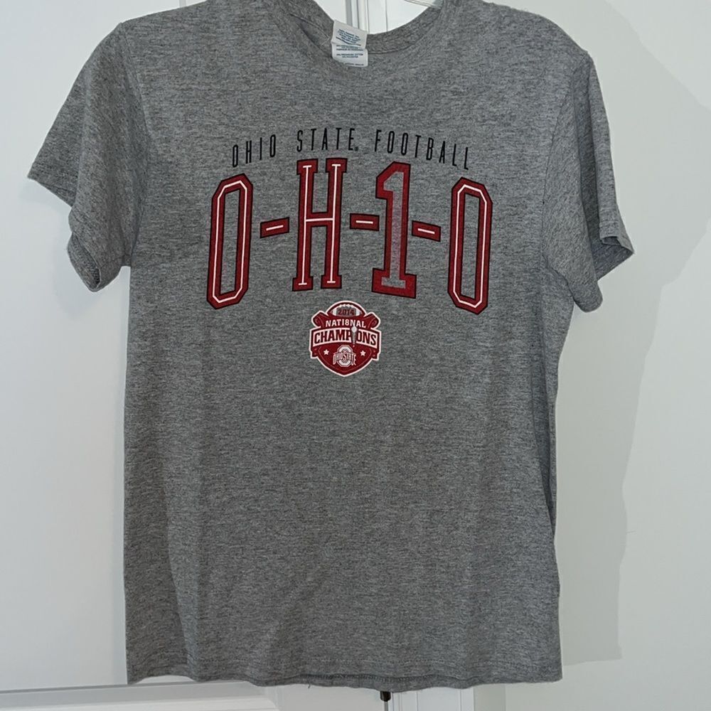 Gray worn Ohio State Buckeyes OSU 2014 Champions football t shirt S men’s 🏈 - Picture 1 of 4